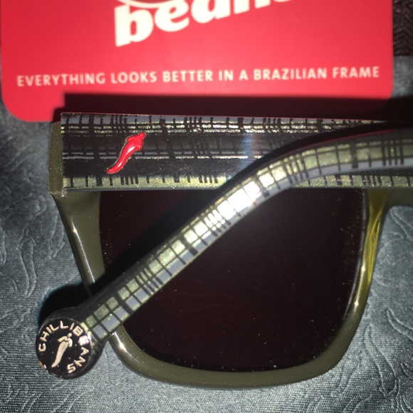 ๐Chilli Beans Sunglasses - Picture 4 of 6